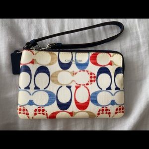Coach Bleecker Small Wristlet